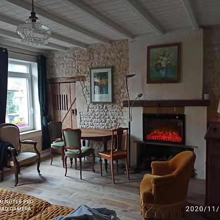 Chez Marek Et Urszula Bed and Breakfast Le Langon Exteriör bild