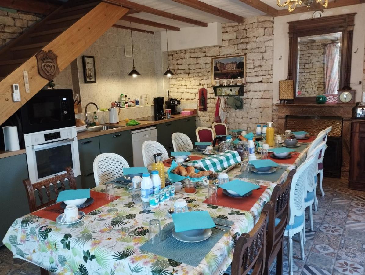 Chez Marek Et Urszula Bed and Breakfast Le Langon Exteriör bild